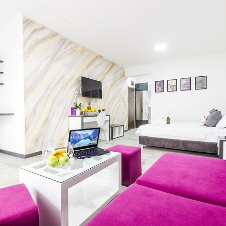 Astera Apart Hotel Skopje Esterno foto